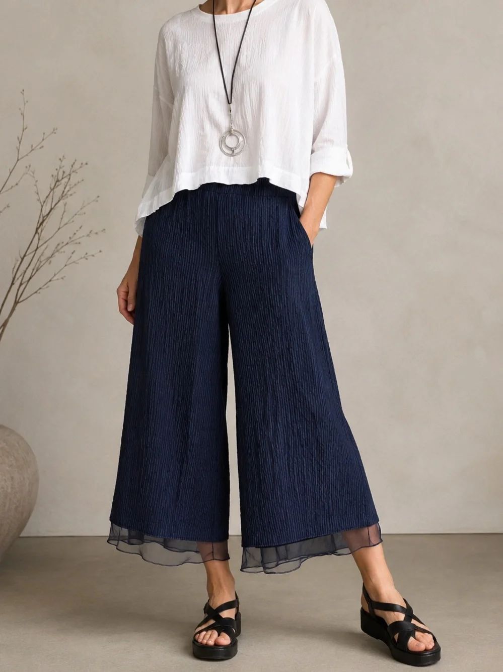 Luukaa Navy Striped Crinkle Wide Leg Cropped Pants Sheer Hem Size 10